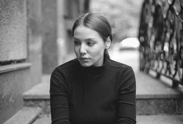 Назвал женой на ’’Азовстали’’: 20-летняя волонтер рассказала о пленении любимого-защитника Мариуполя