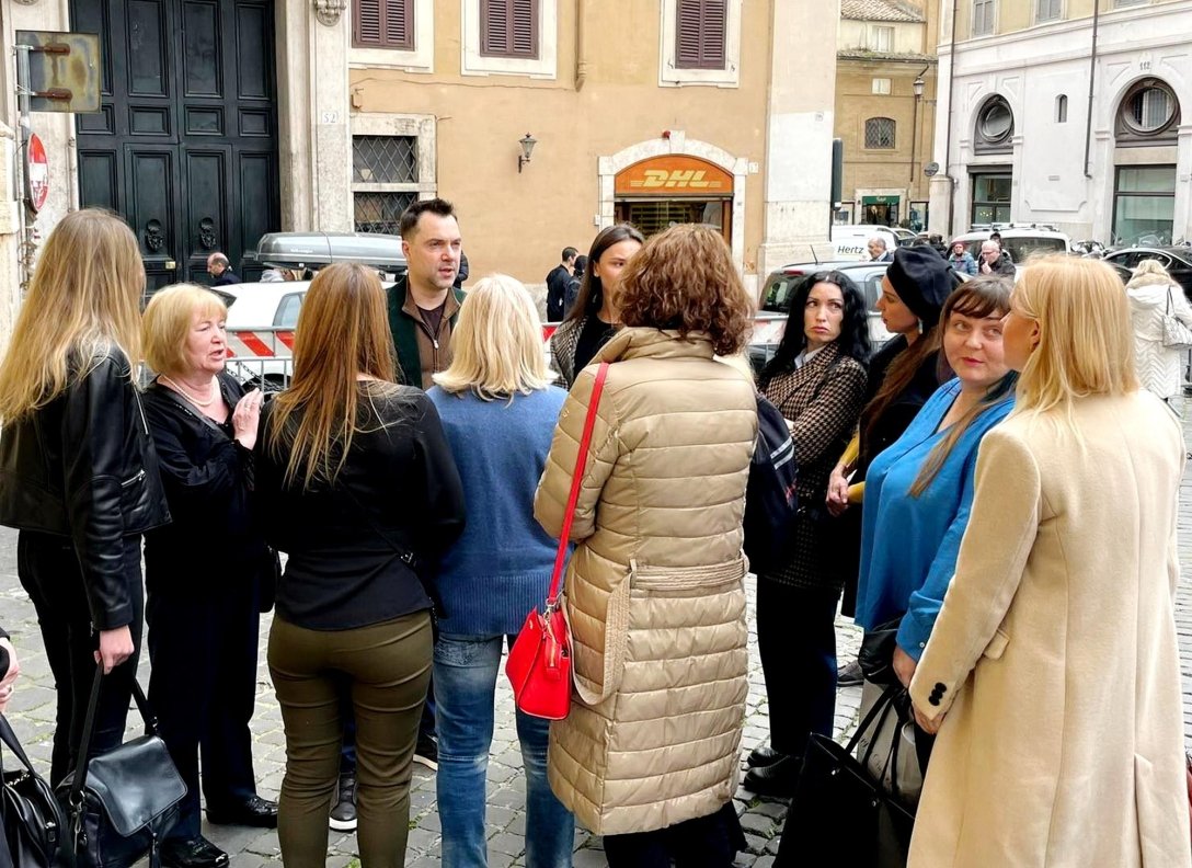 алексей арестович италия алексей арестович, италия, деловой визит dqxikeidqxiqqeant