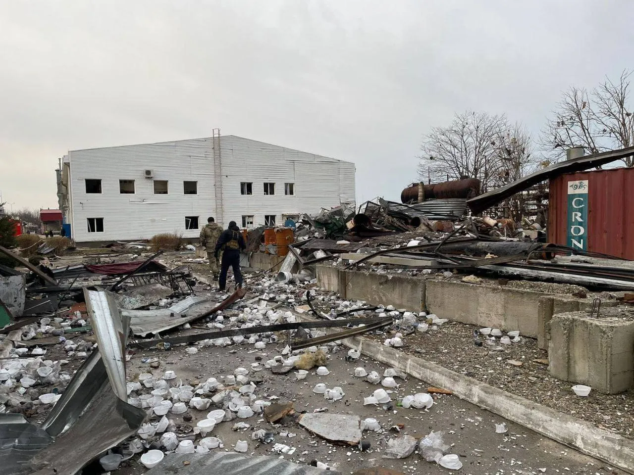 Могли атакувати дрони: момент вибуху на нафтобазі у російському Туапсі потрапив на відео