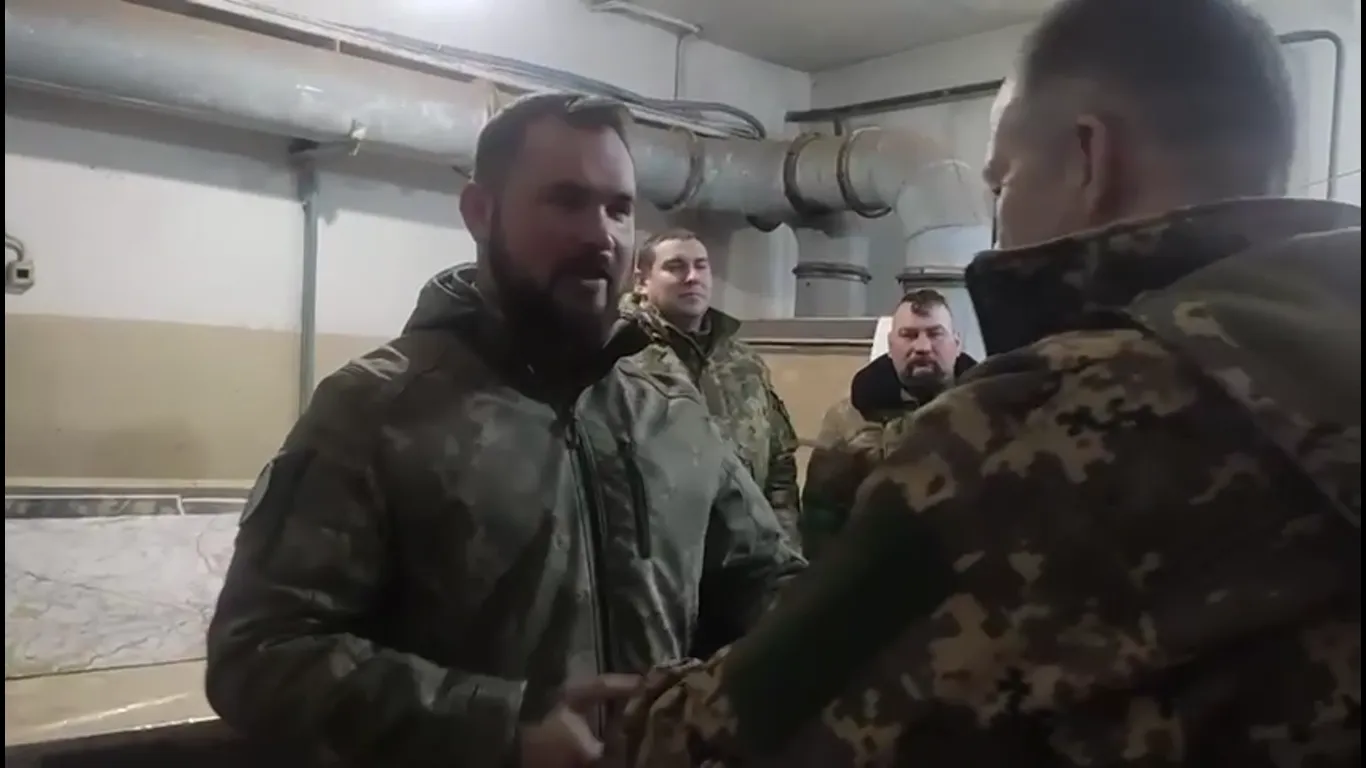 ’’Гордимся каждым воином’’: Сырский в Бахмуте вручил награды защитникам. Видео