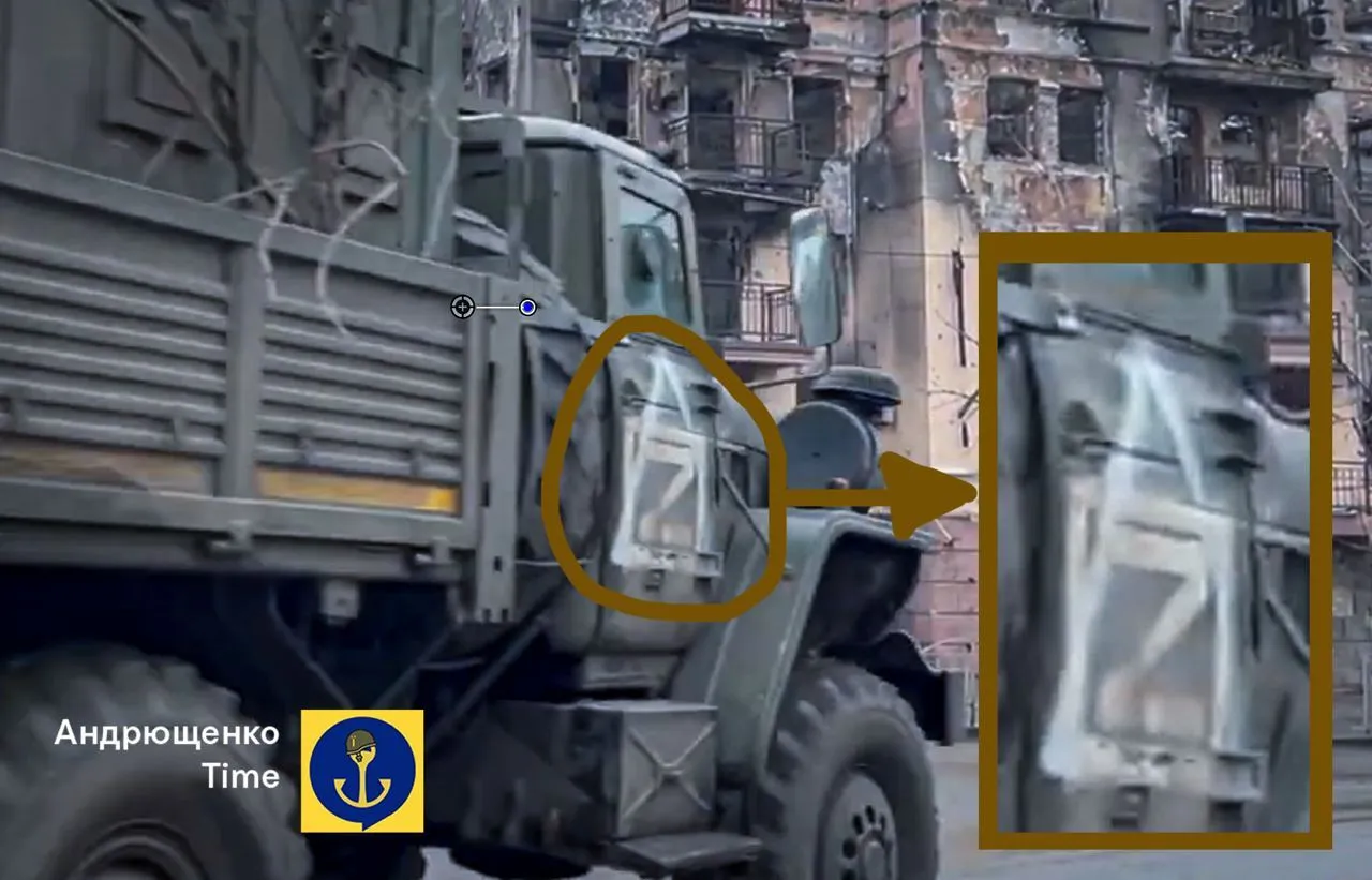 В Мариуполе оккупанты начали использовать новые отметки на своей военной технике. Фото dqxikeidqxitkant