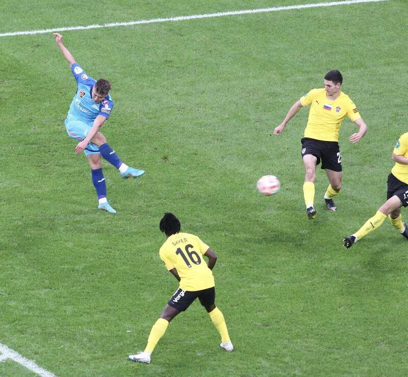 Страна фейков: ’’Зенит’’ и ’’Газпром’’ устроили ’’феерический стыд’’ на матче чемпионата России dqxikeidqxiqqeant