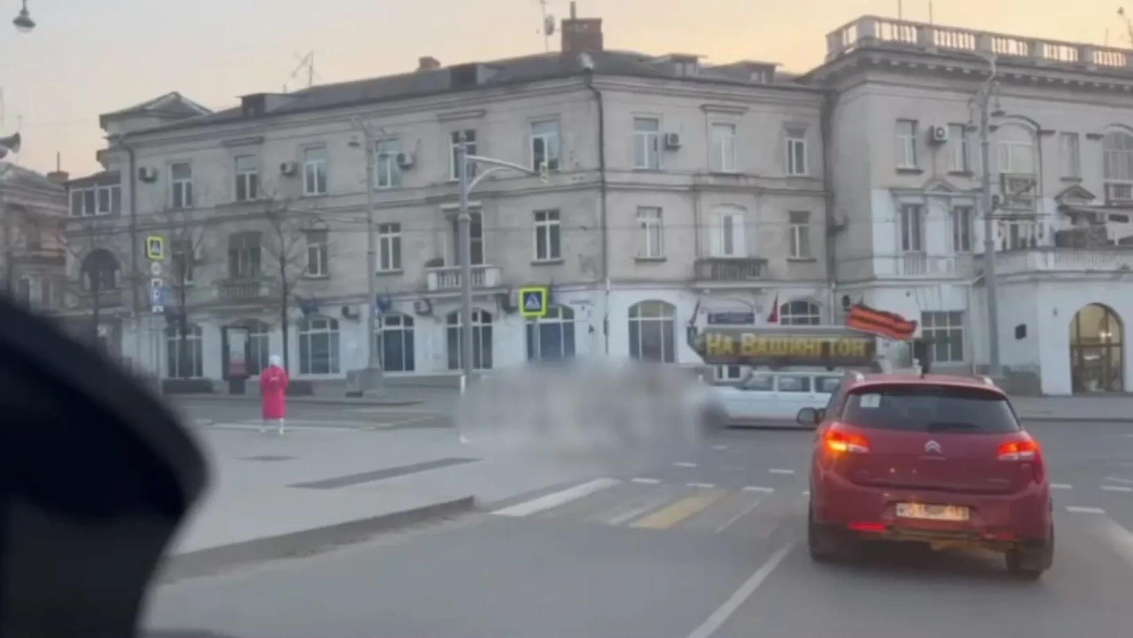 ’’На Вашингтон!’’ Оккупанты в Севастополе устроили абсурдную акцию, намекнув на агрессивные планы. Видео dqxikeidqxiqqeant