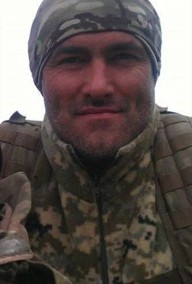 Потрапила в шию: рятуючи життя побратиму, під Бахмутом загинув відомий гандболіст dqxikeidqxitkant