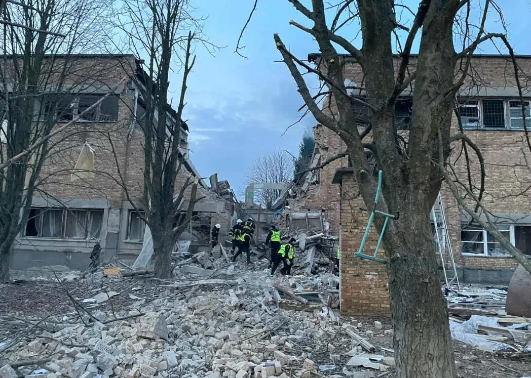 Окупанти вбили за добу 14 мирних українців, десятки дістали поранення: подробиці