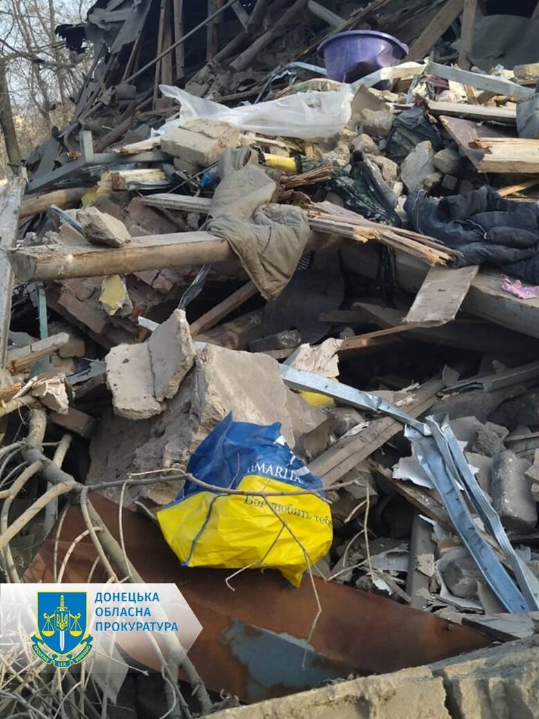    -300  .    ,   , -   05