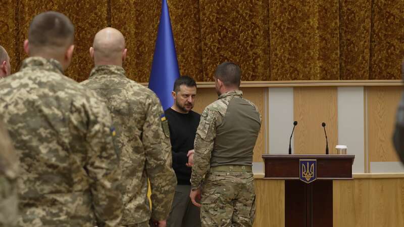 ’’Б’ються з ворогом у найгарячіших точках’’: Зеленський вручив нагороди працівникам СБУ. Фото і відео