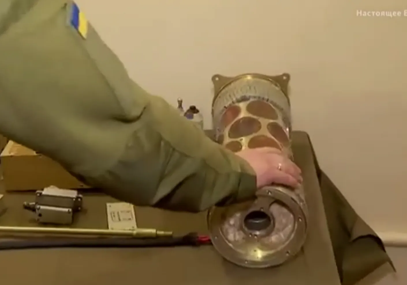 Українські "мисливці за дронами" показали "начинку" іранських БПЛА, якими РФ атакує Україну. Відео dqxikeidqxiqqeant