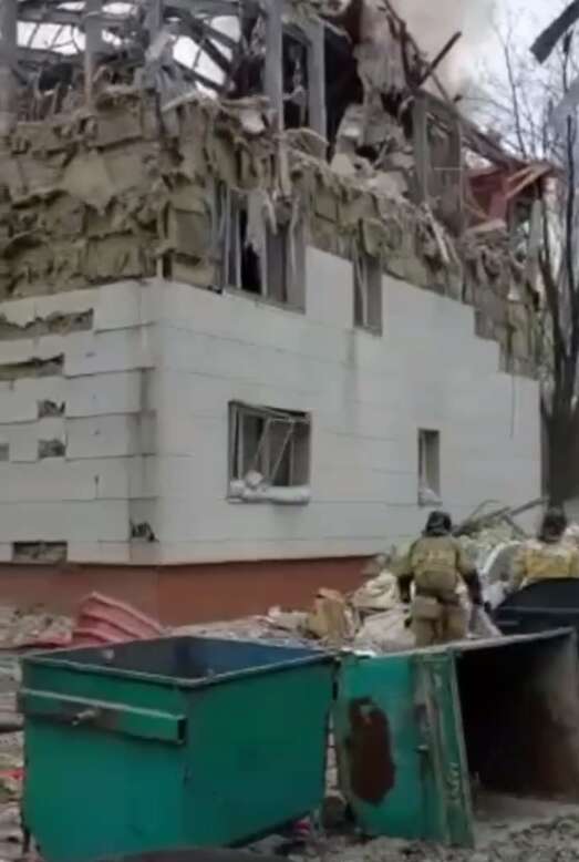 12 загиблих та 60 поранених: у Донецьку HIMARS "передав привіт" штабу Росгвардії. Відео dqxikeidqxitkant