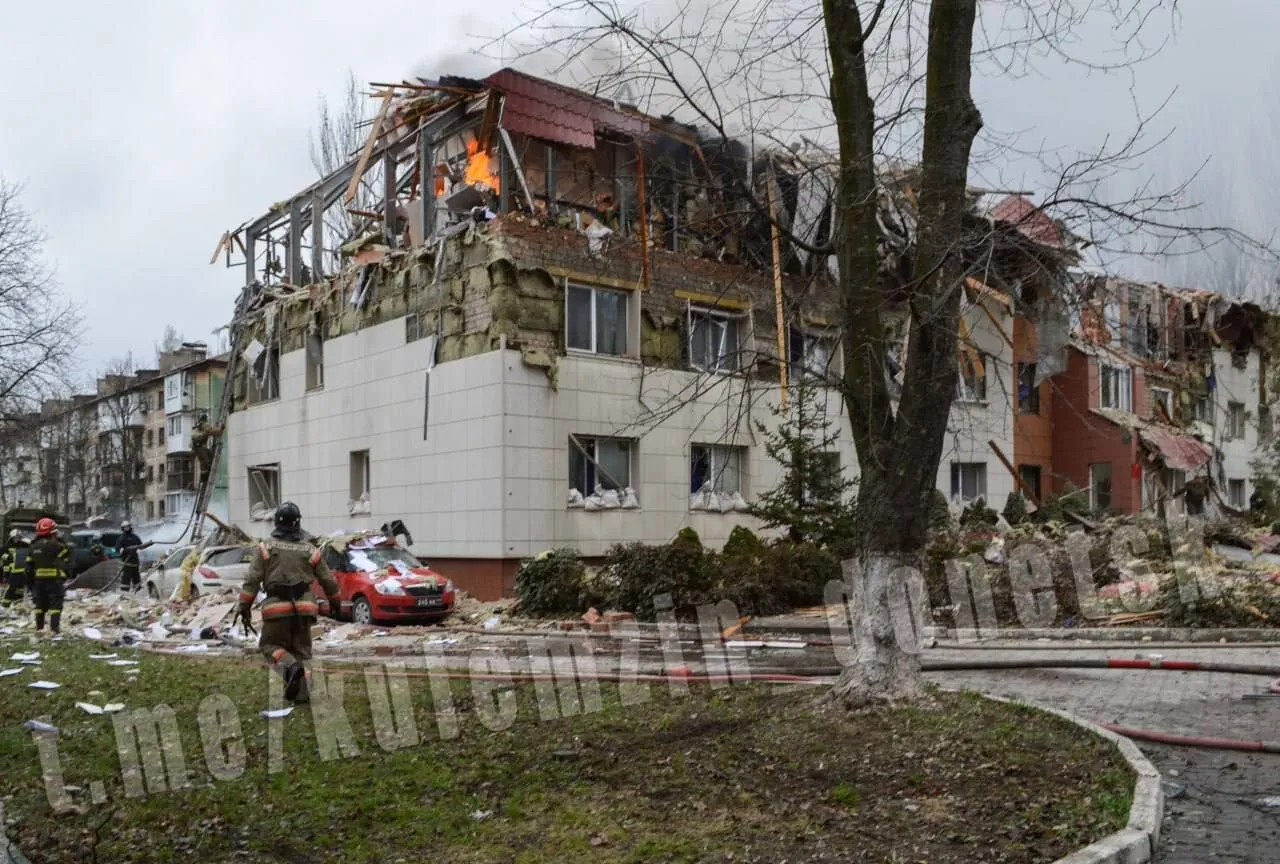 12 загиблих та 60 поранених: у Донецьку HIMARS "передав привіт" штабу Росгвардії. Відео