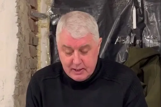 ’’Хробаки мають згинути’’: до підрозділу Мадяра на фронт приїхав український поет-сатирик Лесь Подерв’янський. Відео