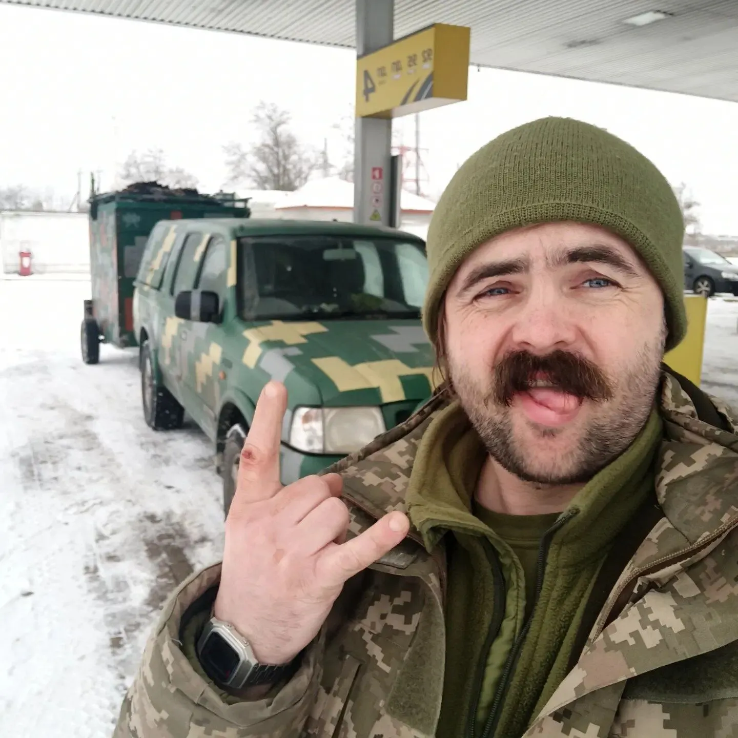 Переклав бродвейський мюзикл і вчив музиці: на фронті загинув засновник київської "Рок Школи"