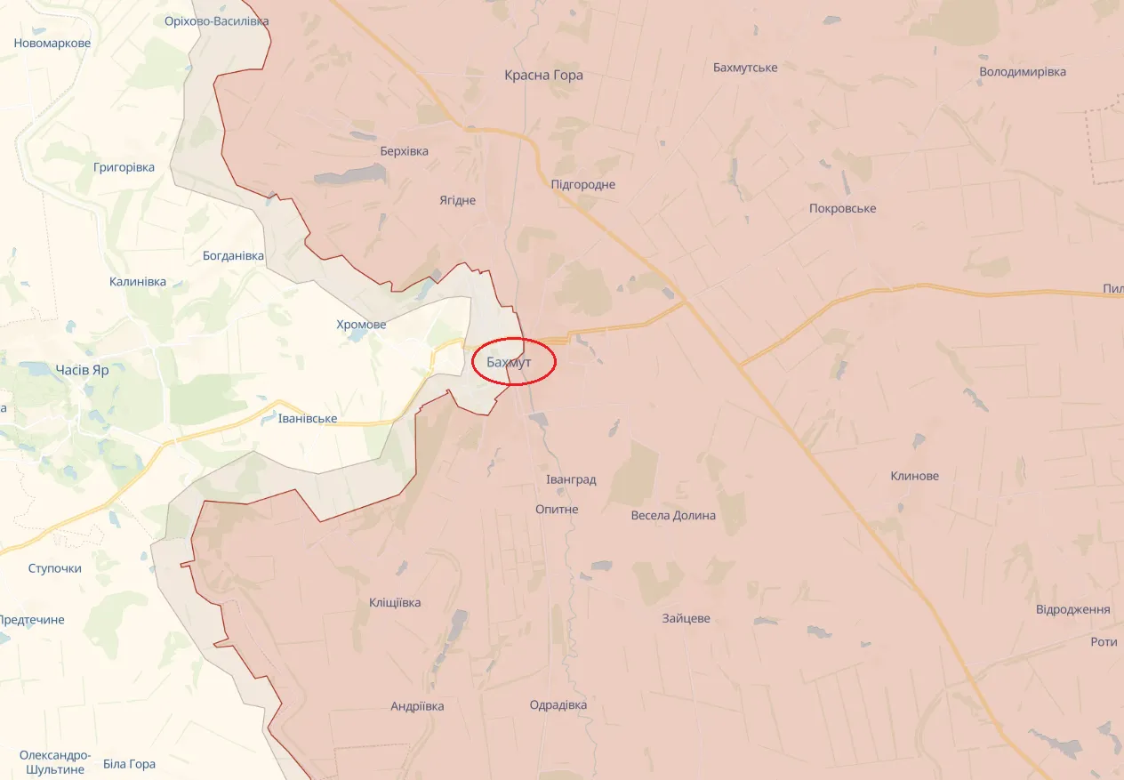 За Бахмут тривають жорсткі бої, ворог намагається просунутися до центру міста, – Маляр dqxikeidqxiqqeant