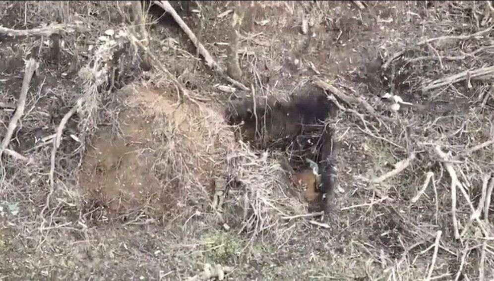 Такого не покажут по росТВ: окопы под Бахмутом завалены телами ликвидированных захватчиков. Видео