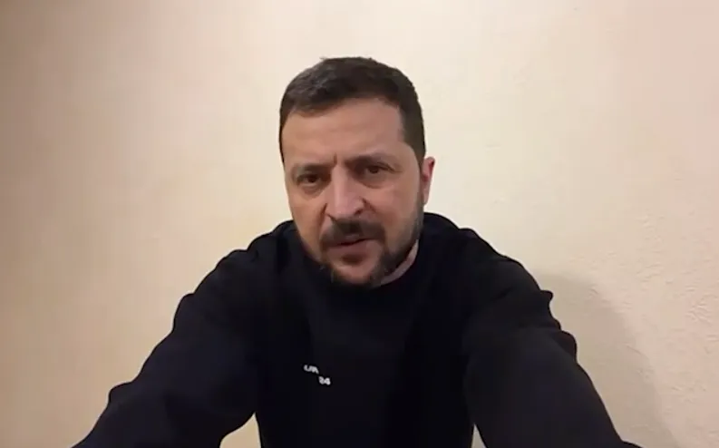 Зеленский: Украина договорилась о сотнях броневиков, новых пакетах помощи и санкциях