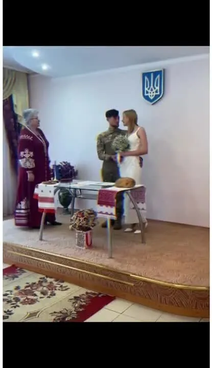 Герой мемов ’’Четкий паца’’, защищающий Украину, женился. Кадры по свадьбе dqxikeidqxitkant