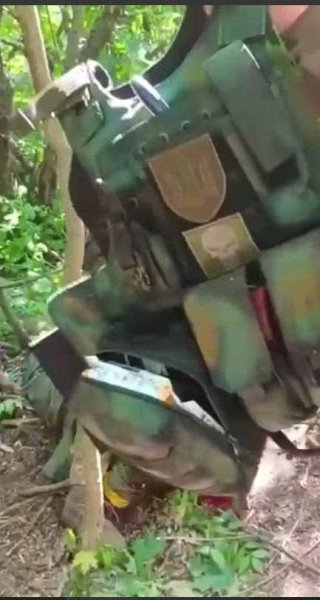 Розвантаження українського військового, розвантаження страченого бійця ЗСУ