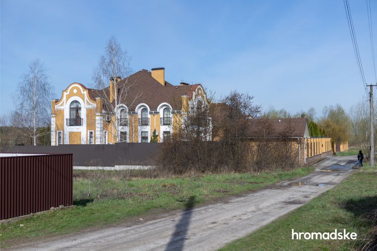 Имение в Воронькове митрополита Павла, по паспорту Петра Лебедя, а по-народному Паше-Мерседеса