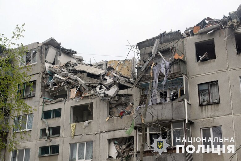 Последствия вражеских обстрелов Донбасса 08