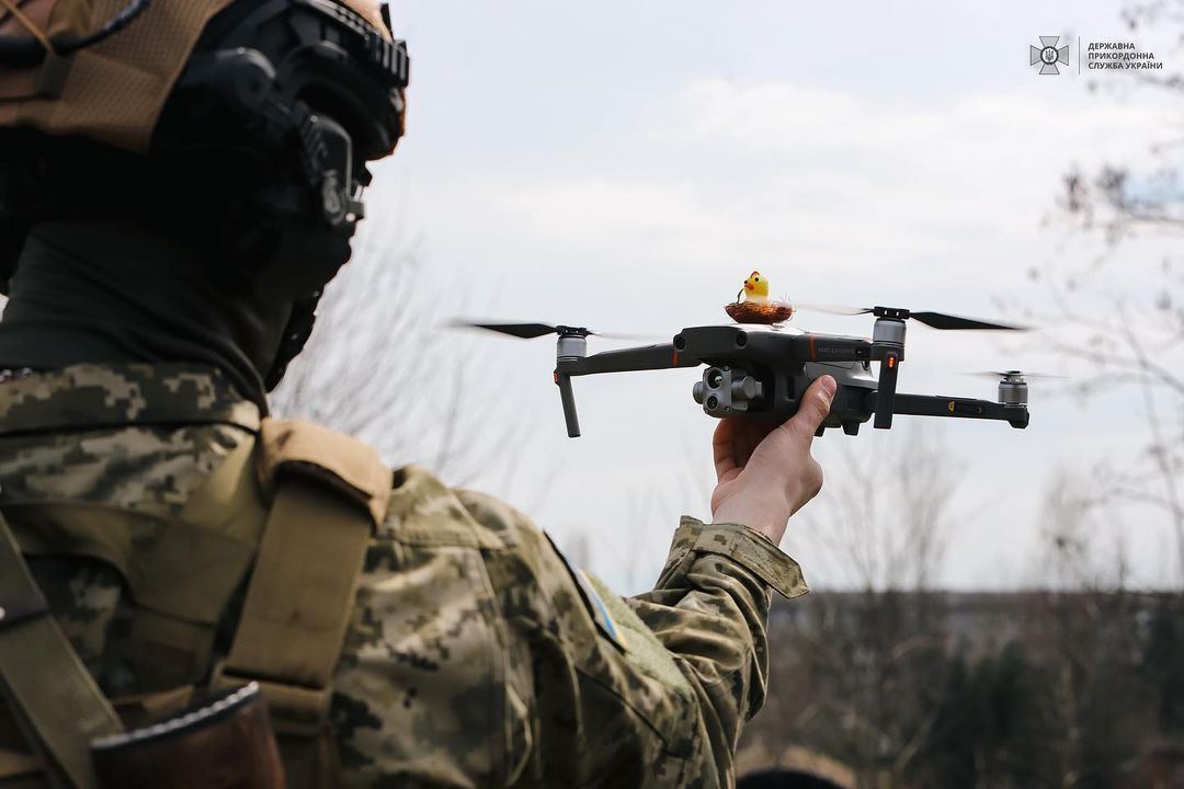 "Творимо перемогу самі": Зеленський показав, що роблять воїни ЗСУ на Великдень. Фото dqxikeidqxiqqeant