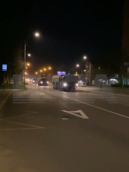 Зафиксировали колонну военной техники: в Москве начали готовиться к параду 9 мая. Видео dqxikeidqxitkant