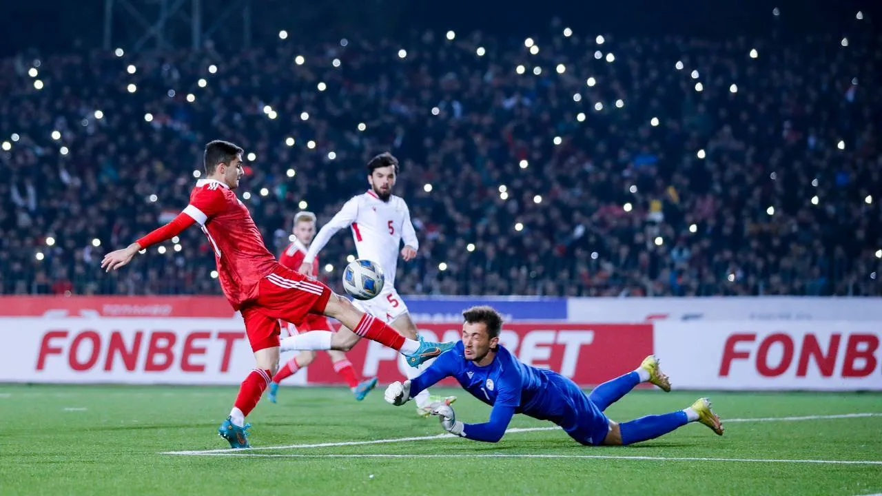 "Шпана": ексгравець збірної РФ, який заявляв, що українці належать Росії, принизив азіатів