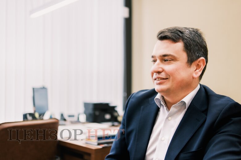 Артем Сытник: Я понимаю, что у многих есть надежда, что если не будет декларирования, то до их необоснованных активов никто не доберется. На самом деле это не так 03 Артем Ситник: Я розумію, що у багатьох є надія, що якщо не буде декларування, то до їхніх необґрунтованих активів ніхто не добереться. Насправді це не так 03