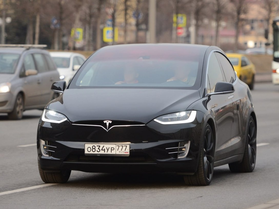 Tesla Піскова, Tesla, електрокар Tesla, Tesla Model X dqxikeidqxiqxxant