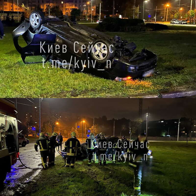 В Киеве на Лесном массиве легковушка вылетела на клумбу и перевернулась. Фото dqxikeidqxiqqeant