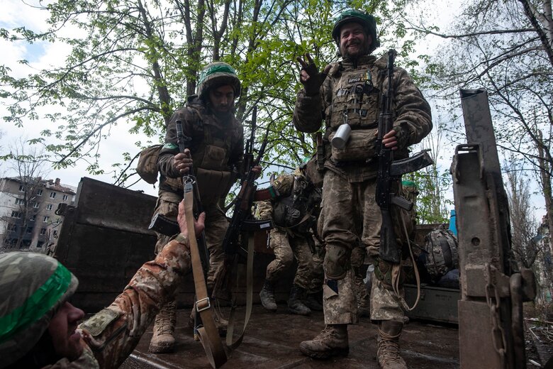 Бахмут. Супротив триває, - 93 ОМБр Холодний Яр 14 Бахмут. Супротив триває, - 93 ОМБр Холодний Яр 14