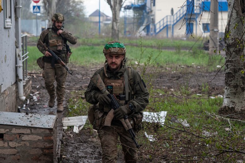 Бахмут. Супротив триває, - 93 ОМБр Холодний Яр 16 Бахмут. Супротив триває, - 93 ОМБр Холодний Яр 16