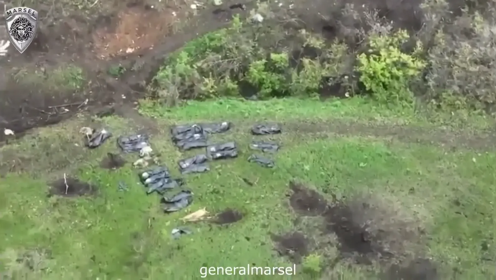 Хотіли української землі: у мережі одним відео показали долю окупантів в Україні dqxikeidqxitkant