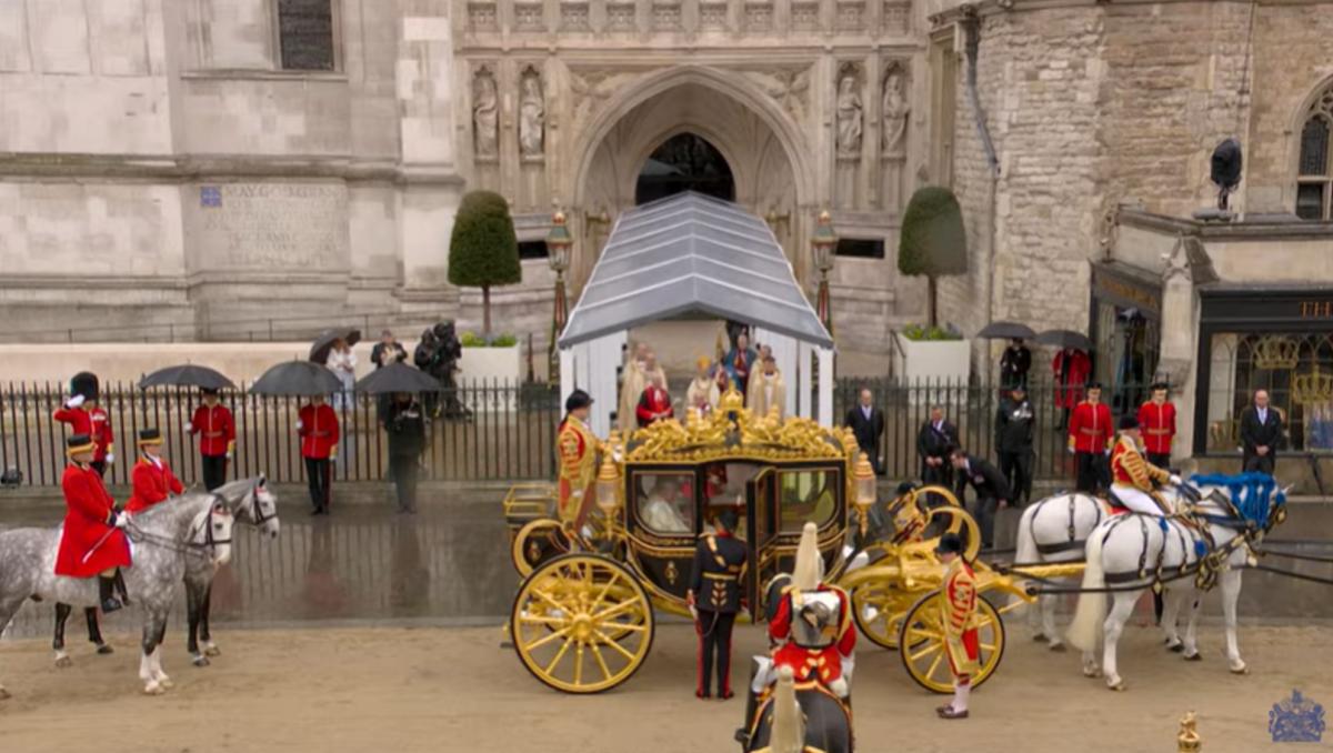 Церемония коронации Чарльза ІІІ / скриншот