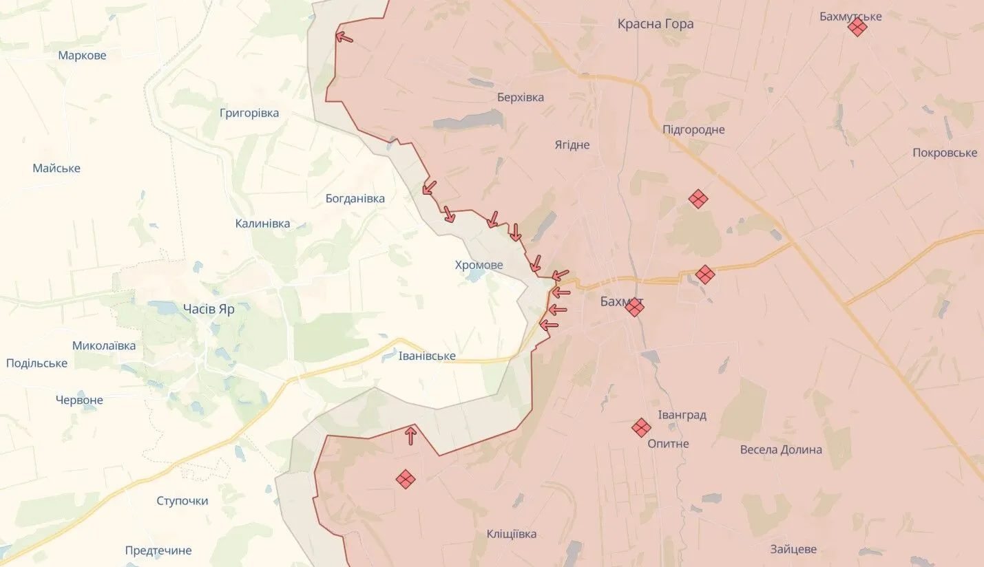 Защитники Бахмута получили награды от Залужного и Наева: фото с передовой