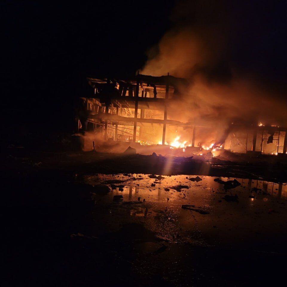 Пожар на объекте по прилету dqxikeidqxiqxxant