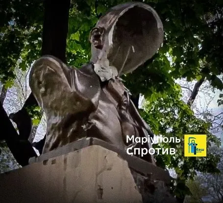Декомунізація триває: в окупованому Маріуполі невідомі знищили монумент Леніна. Фото і відео dqxikeidqxiqxxant