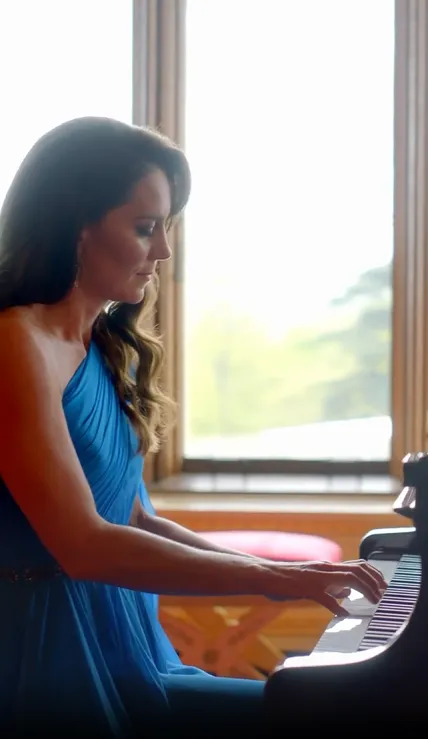 Кейт Міддлтон показала, як знімалася для відкриття Євробачення-2023 під "Стефанію". Відео