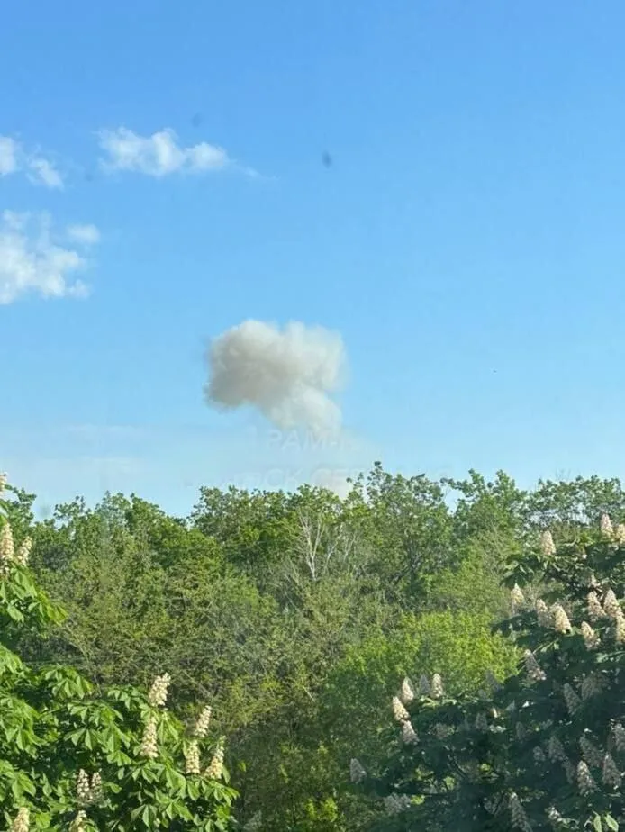 В окупованому Луганську нова "бавовна": піднявся дим. Фото dqxikeidqxitkant