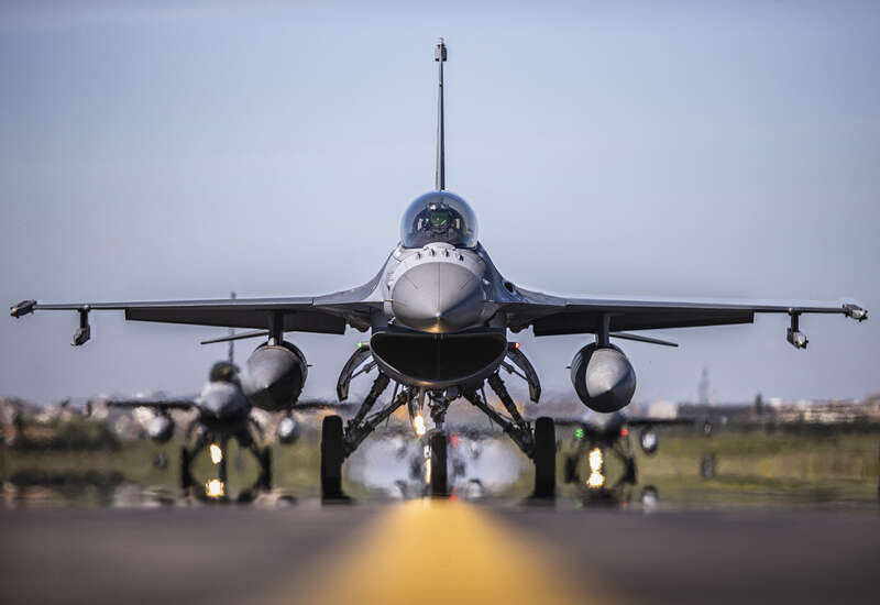       F-16   qhiqquiqrdirant