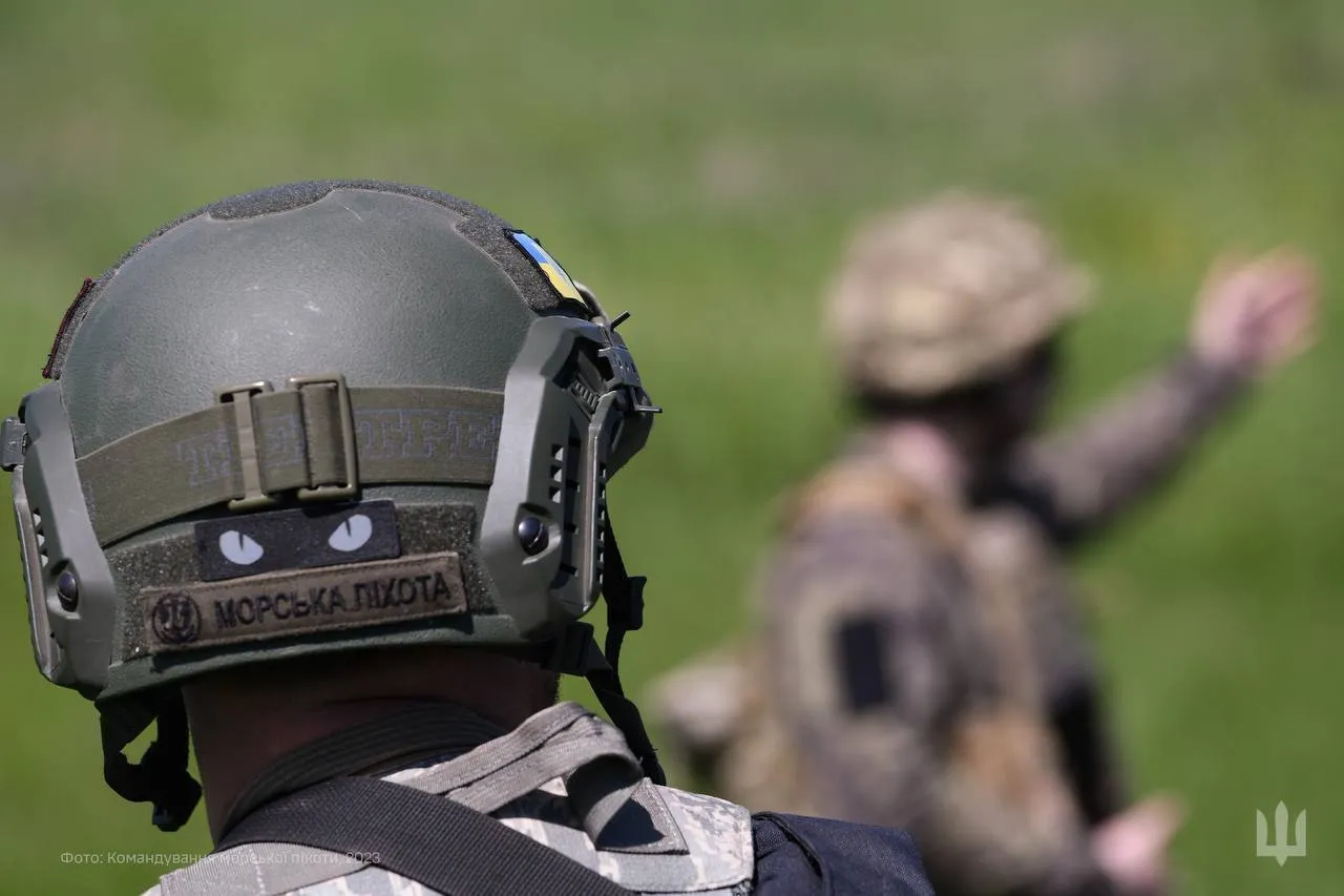 "Враг чувствует мощь наших воинов": Зеленский поздравил украинских морпехов с праздником