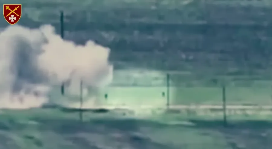 Артиллеристы показали, как уничтожают вражеский "Град". Видео dqxikeidqxiqqeant