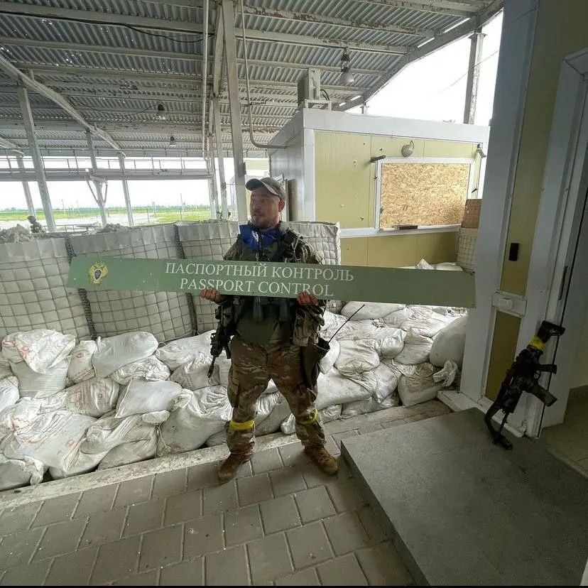 "Кордон на замку?" Росіян потролили з нагоди Дня прикордонника. Фото