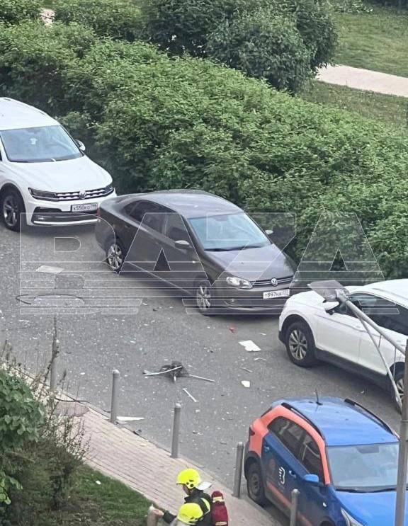 Безпілотник врізався у багатоповерхівку в Москві, - Baza 03 Безпілотник врізався у багатоповерхівку в Москві, - Baza 03