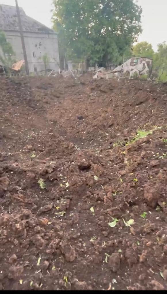 Россияне нанесли ракетный удар по Славянску: пострадали частные дома dqxikeidqxiqqeant