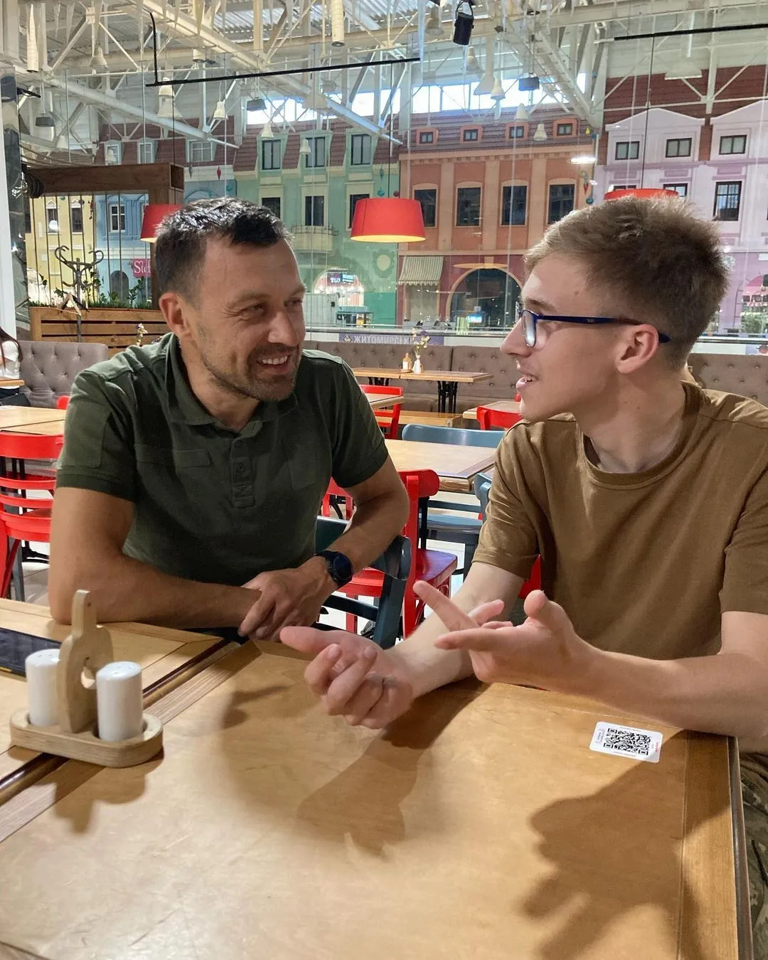 Андрей с сыном Остапом dqxikeidqxiqqeant