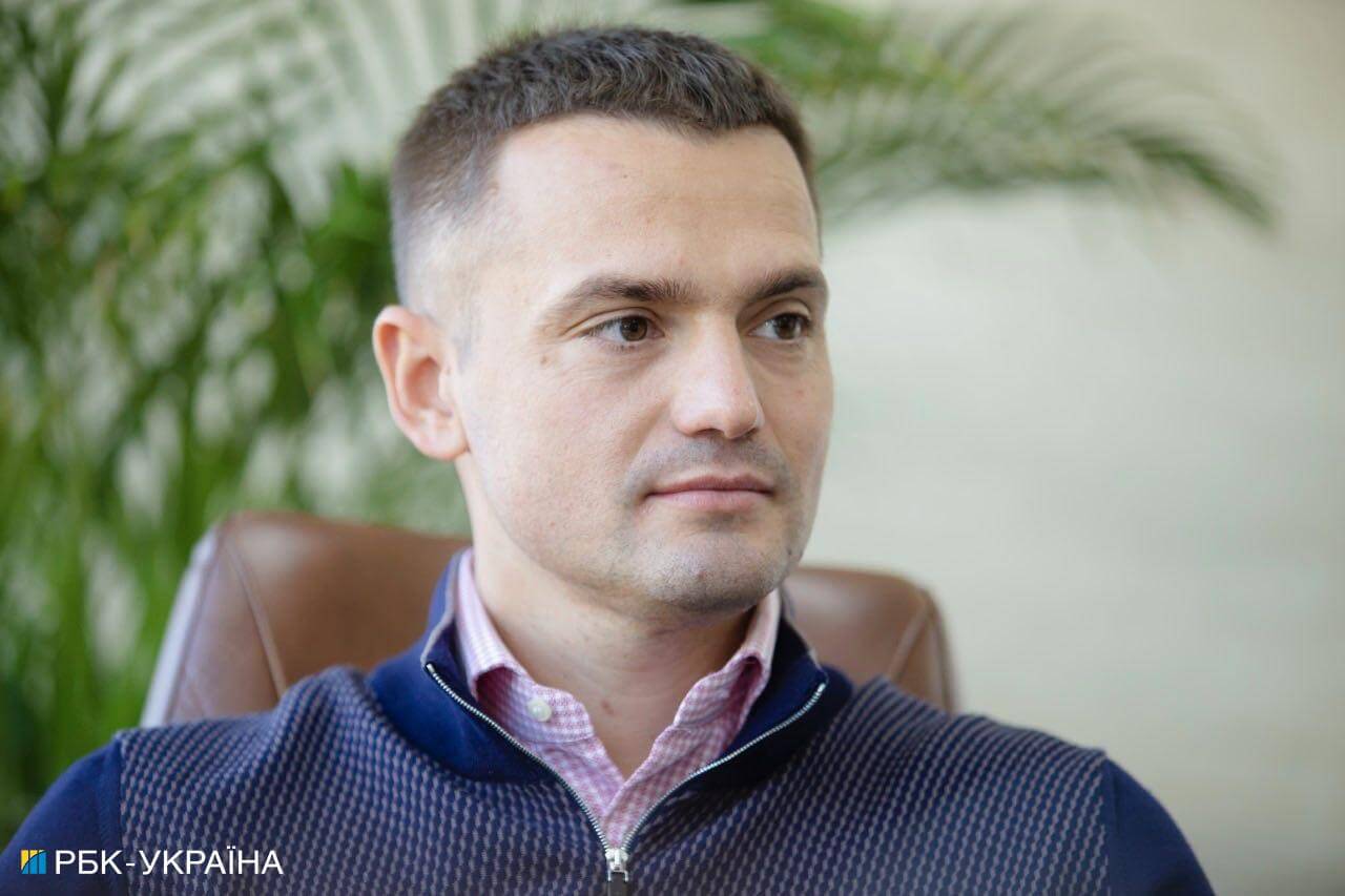 Микола Беззубенко