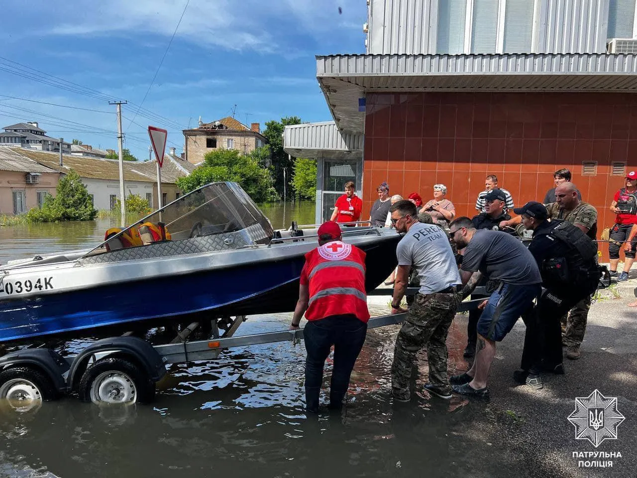 В Олешках є перші загиблі, Гола Пристань може повністю піти під воду: все про наслідки підриву Каховської ГЕС (оновлюється)