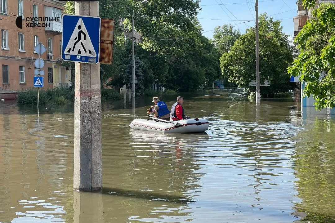 В Олешках є перші загиблі, Гола Пристань може повністю піти під воду: все про наслідки підриву Каховської ГЕС (оновлюється)