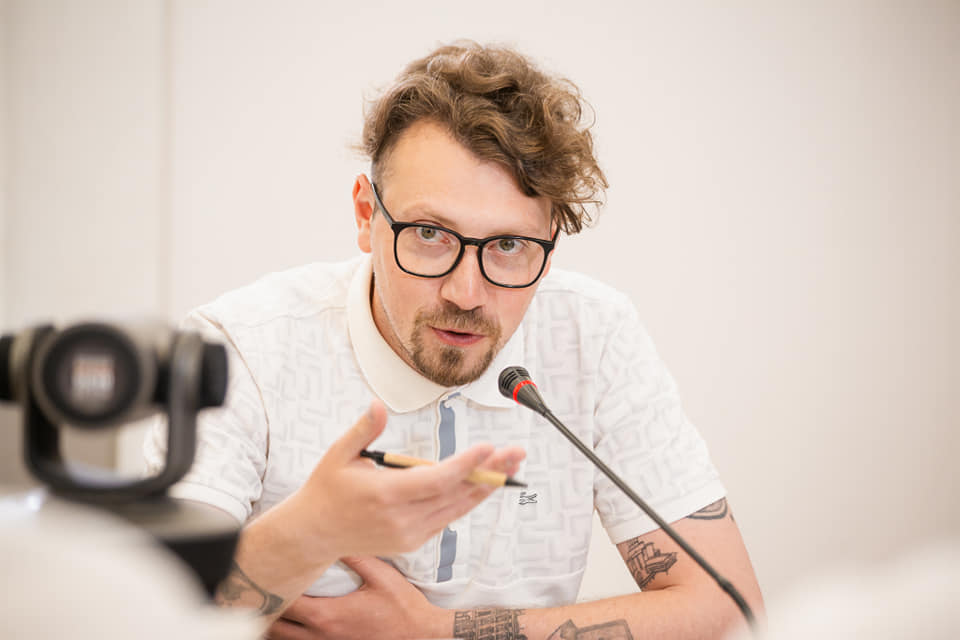 Віталій Безгін міністр dqxikeidqxitkant