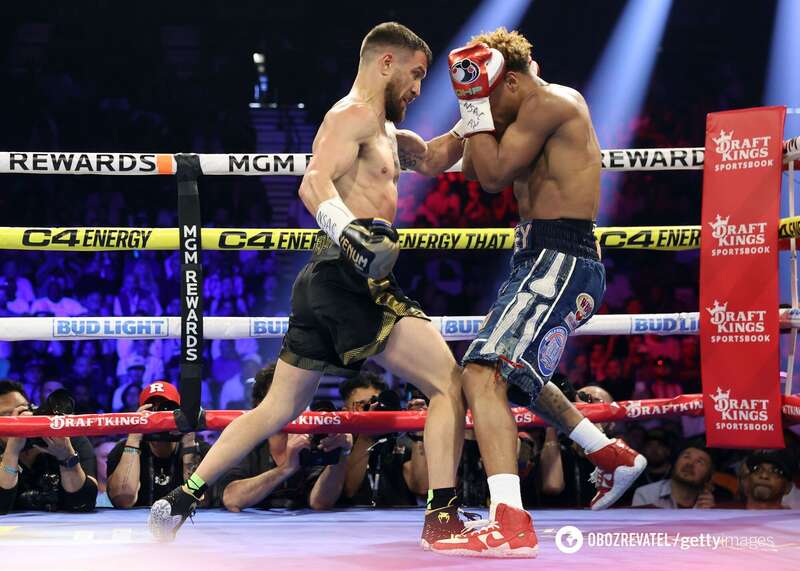 Ломаченко лишили первого места в рейтинге WBO